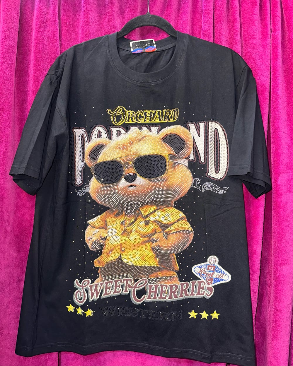 Nuevo estilo de playera básica, con diseño de osito y detalles de