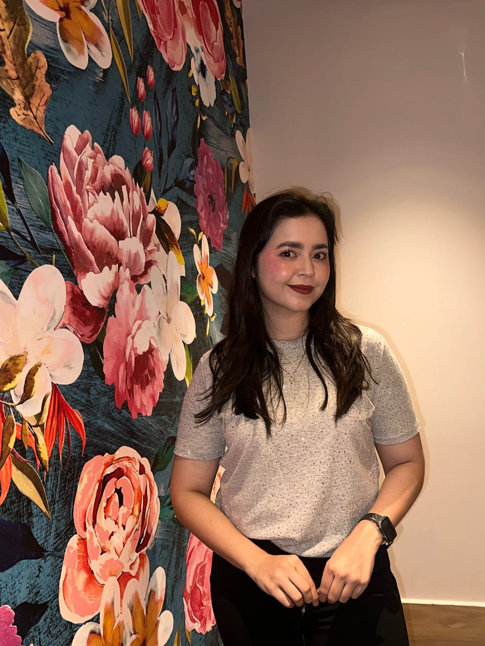 Holis hermosas ! Yo la más enamorada de los brillos✨ les comparto vista 2