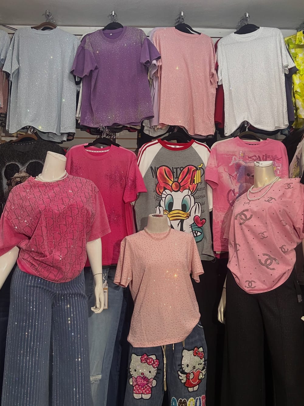 Ven ya por tu playera de cristales ✨aquí con nosotros hermosa😘