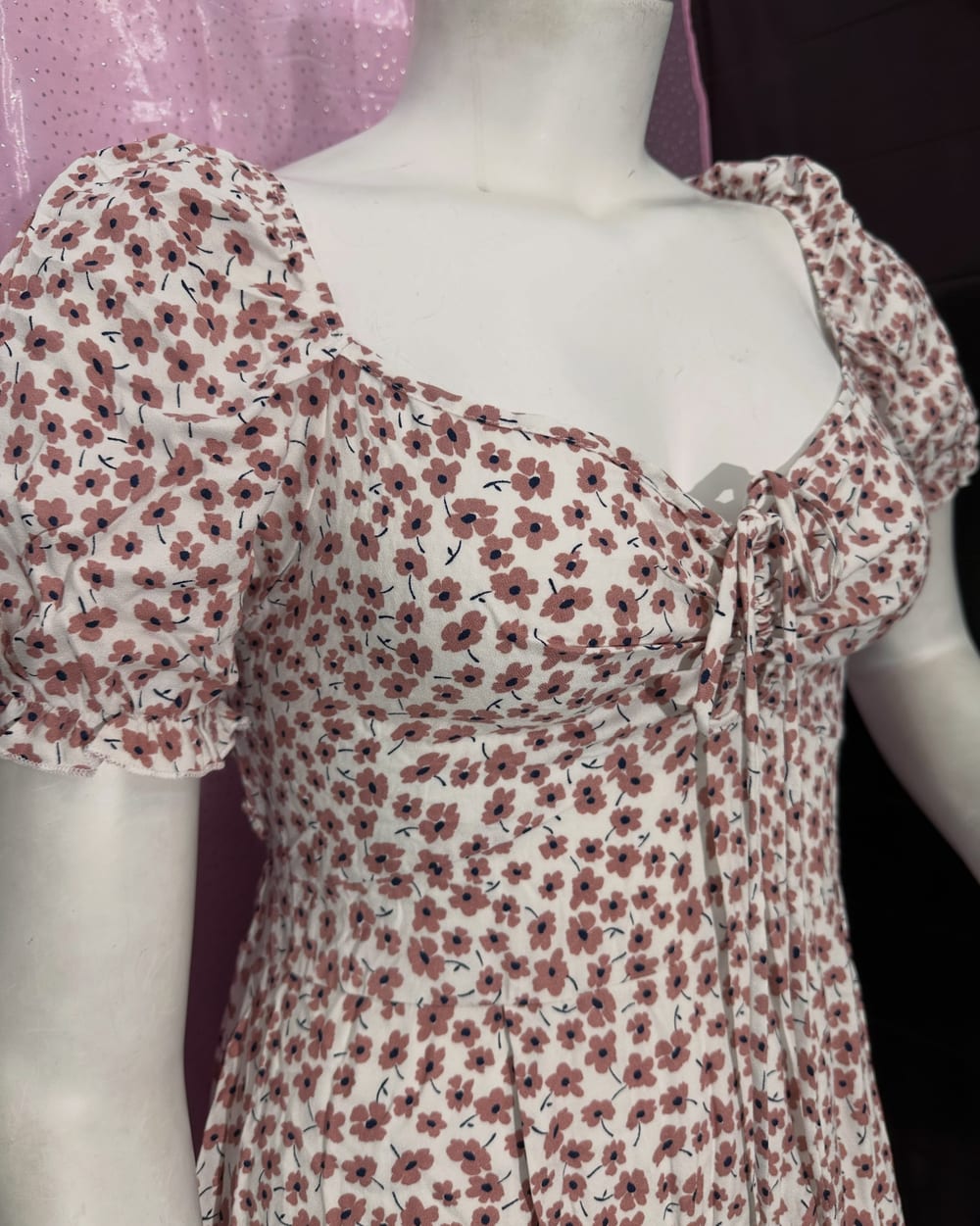 Vestido de flores ✨🌸 vista 2